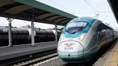Türkiye Cumhuriyeti Devlet Demiryolları (TCDD) tarafından yürütülen Ankara-İzmir Yüksek Hızlı