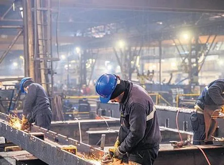 Türk-İş’in mevcut komisyon yapısına itiraz etmesi nedeniyle, hükümetin önerdiği 5