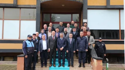 Yozgat'ın Çekerek ilçesini ziyaret eden Yozgat Valisi Mehmet Ali Özkan,