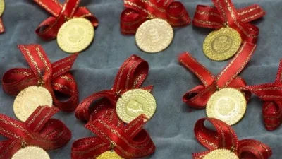 Altın piyasasında yeni haftaya yükselişle giriliyor.  Gram altın, 5.