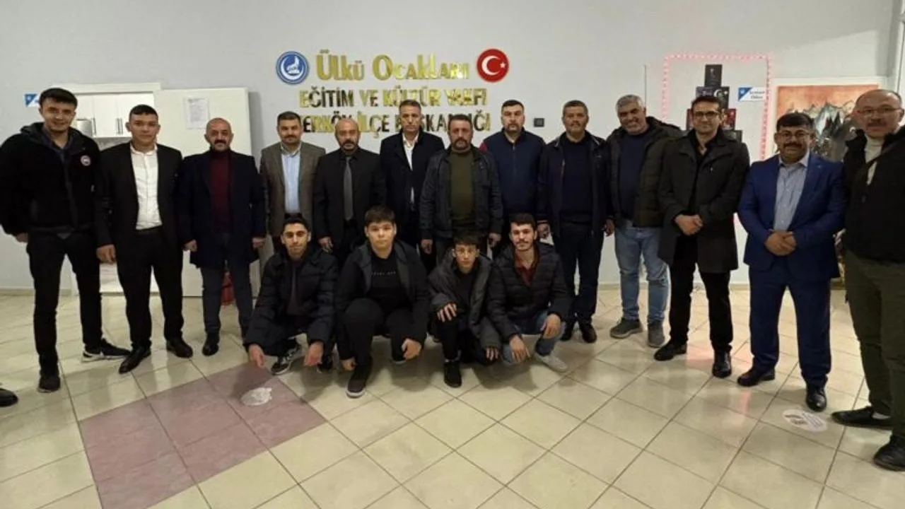 Ülkü Ocakları Yerköy İlçe Başkanlığı, üniversite öğrencilerine yönelik düzenlediği “Sofrada,