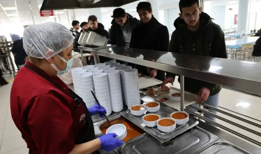 Yozgat’ta final haftasında öğrencilere yöresel arabaşı ikramı Yozgat’ta üniversite öğrencileri, güz dönemi final sınavları haftasında Yozgat’ın yöresel