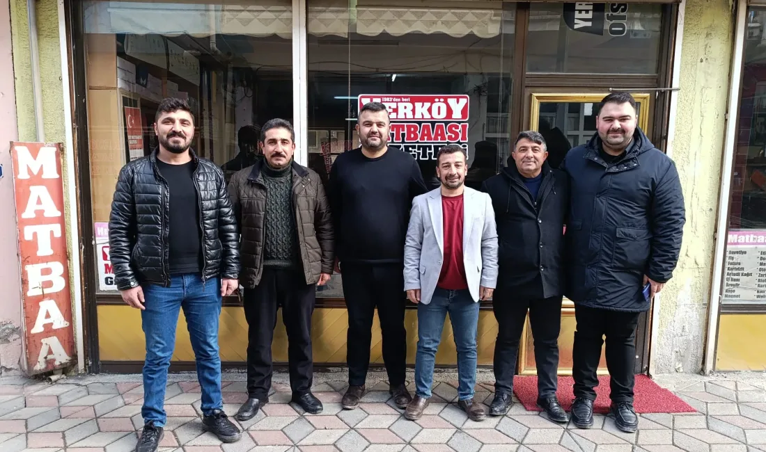 AK Parti Yerköy İlçe Başkanı Serkan Işık ve yönetim kurulu