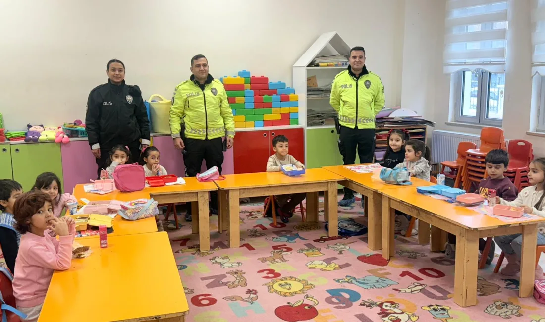 Yerköy İlçe Emniyet Müdürlüğü ekipleri, ilkokul öğrencilerine yönelik bilgilendirme ve