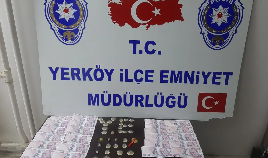 Yerköy’de dışarıdan geldiği belirlenen bir şahıs, yüklü miktarda sahte altını