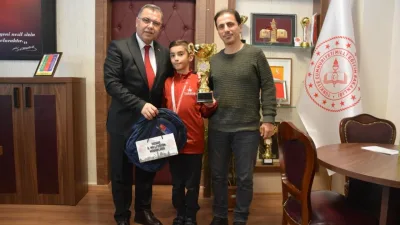 Yozgat Merkez Ortaokulu 5/B sınıfı öğrencisi Ahmet Selim Duran, Türkiye