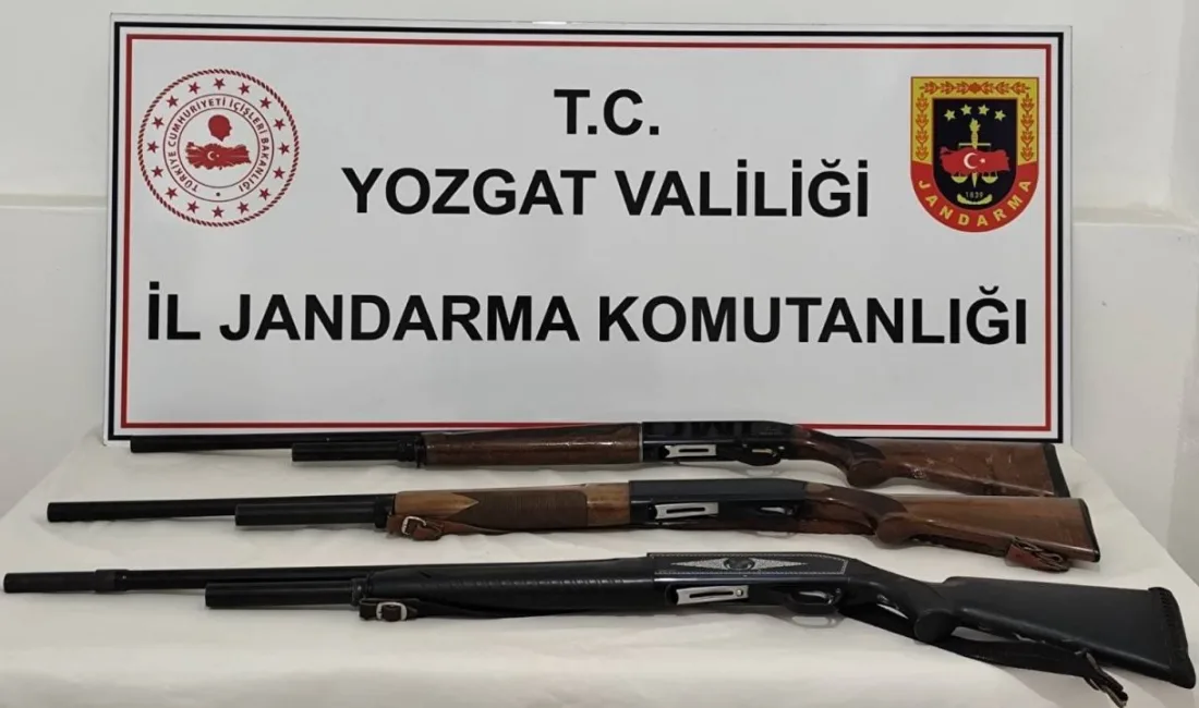 İlçe Jandarma Komutanlığı ekipleri, rutin devriye sırasında şüpheli hareketler sergileyen