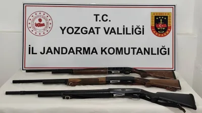 İlçe Jandarma Komutanlığı ekipleri, rutin devriye sırasında şüpheli hareketler sergileyen