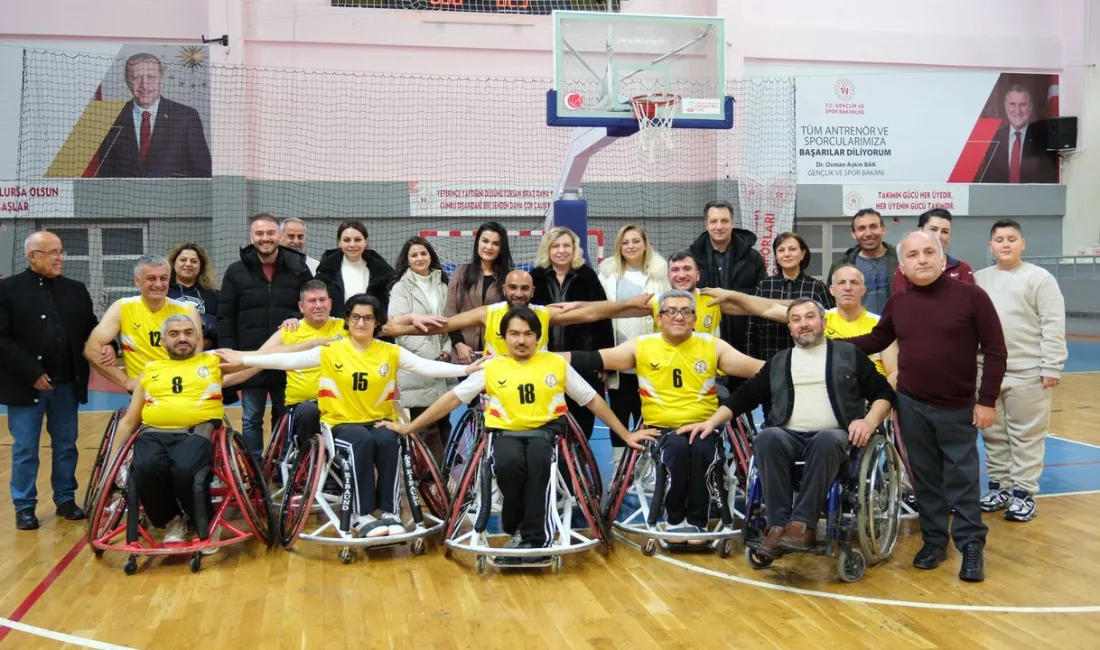 Yozgat Valisi Mehmet Ali Özkan’ın eşi Arzu Özkan, Sorgun’da tekerlekli