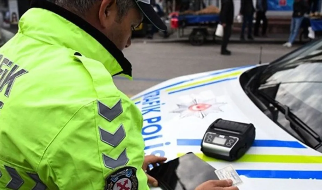 Trafik kurallarına uymayan sürücüler için yaptırımlar güçleniyor. Karayolları Trafik Kanunu'nda