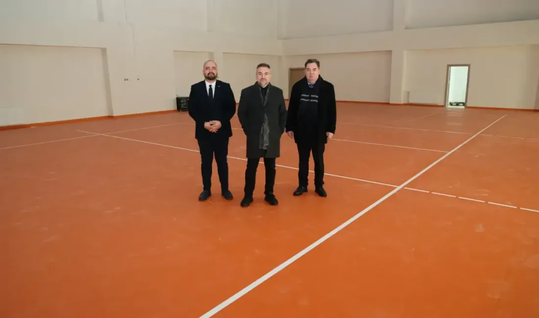 Yozgat Bozok Üniversitesi, yeni Spor Bilimleri Fakültesi binasını öğrencilere ve