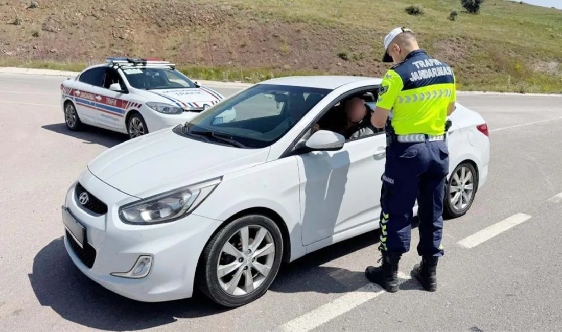 Yozgat İl Jandarma Komutanlığı, trafik güvenliğini sağlamak ve alkollü sürücüleri