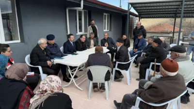 Çiçekdağı Kaymakamı Durdu Yavuz Öğüt, İl Genel Meclis üyeleriyle birlikte