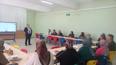 Yerköy İlçe Halk Eğitim Müdürlüğü’nde düzenlenen toplantıda, Hayat Boyu Öğrenme
