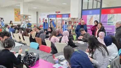 Yozgat Gençlik Merkezi bünyesinde düzenlenen tuval boyama etkinliği, Genç Yeşilay