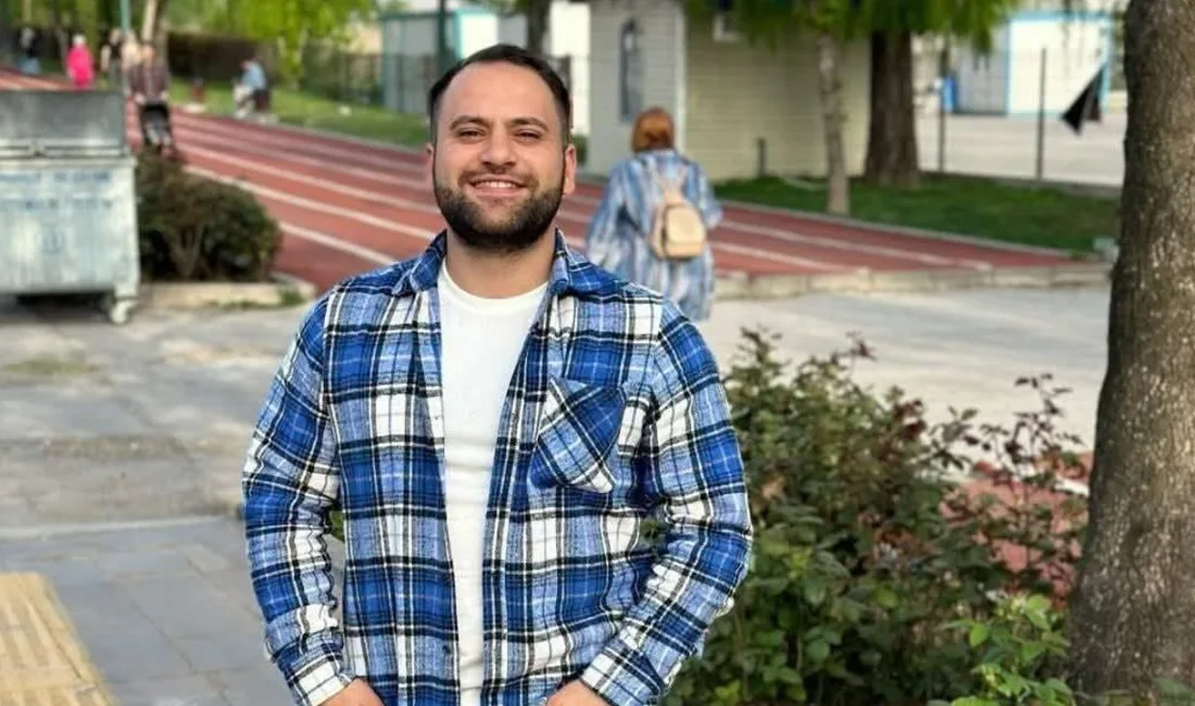 Motosikletle bariyerlere çarpıp yolcu otobüsünün altında kalan Yozgatlı Emirhan Sağlam,