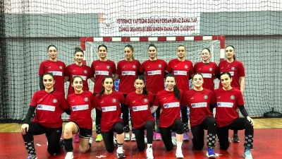 Yozgat’ı hentbolda başarıyla temsil eden MC Sistem Yozgat Gençlik Spor