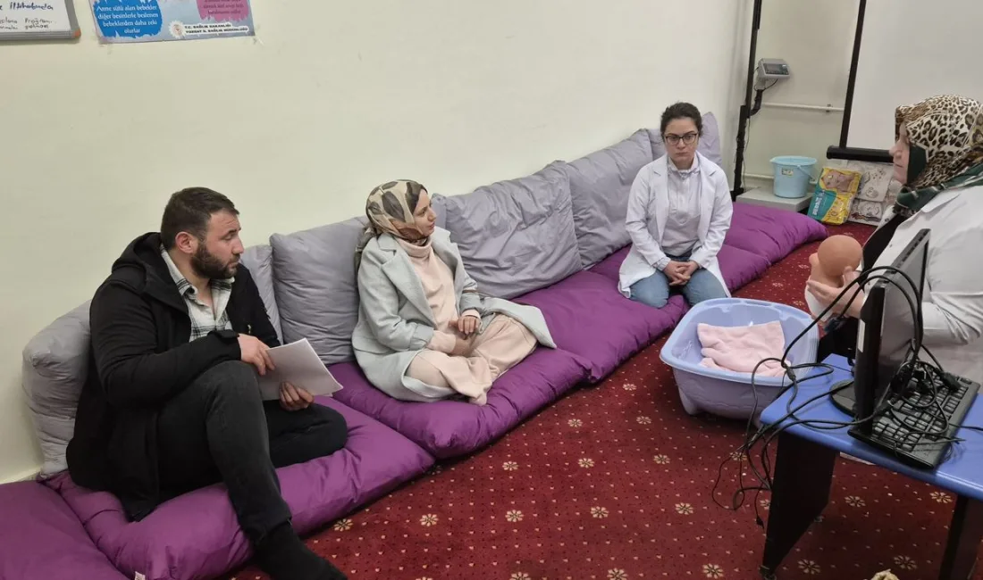 Yozgat’ta anne ve baba adaylarına yönelik düzenlenen Gebe Okulu programında,
