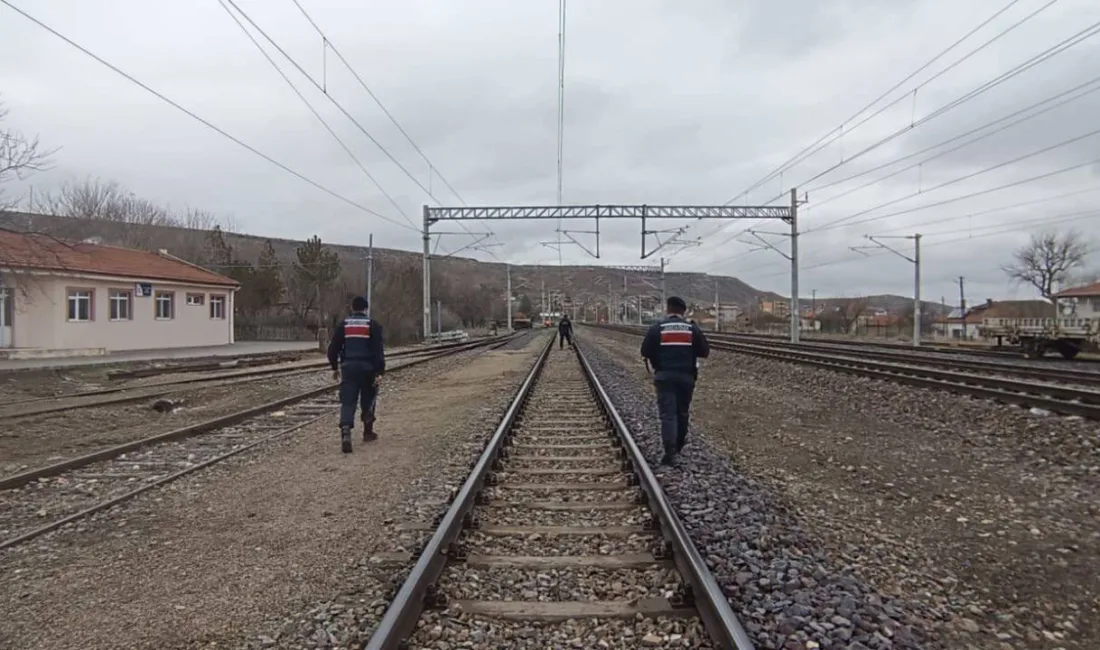 Yozgat İl Jandarma Komutanlığı, Yenifakılı ilçesindeki 15 kilometrelik TCDD tren