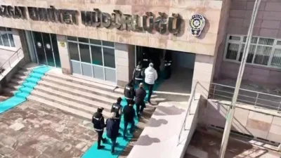 Yozgat'ta FETÖ terör örgütü şüphelisi 6 kişi, yapılan operasyonla gözaltına