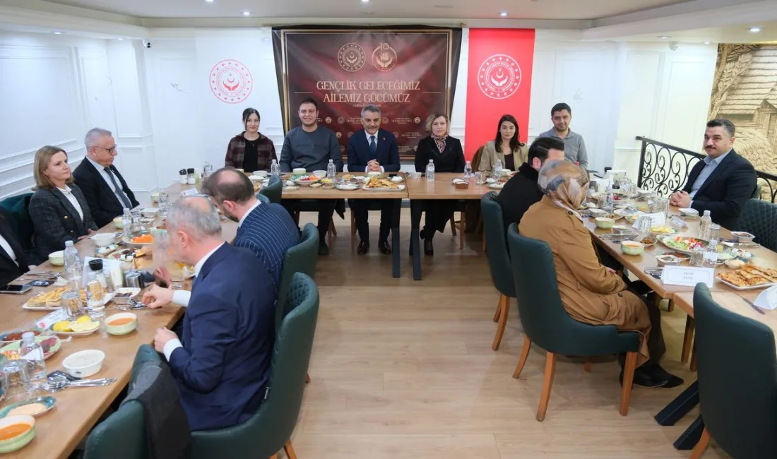 Yozgat’ta, Aile ve Sosyal Hizmetler Bakanlığı'nın desteklediği “Evlenecek Gençlerin Desteklenmesi