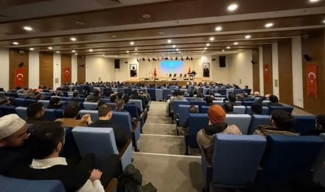 Toplantıya müftü yardımcıları, şube müdürleri ile merkez ve köylerde görev