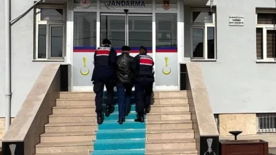 Yozgat’ta jandarma ekiplerince yürütülen çalışmalar kapsamında, sosyal medya üzerinden terör