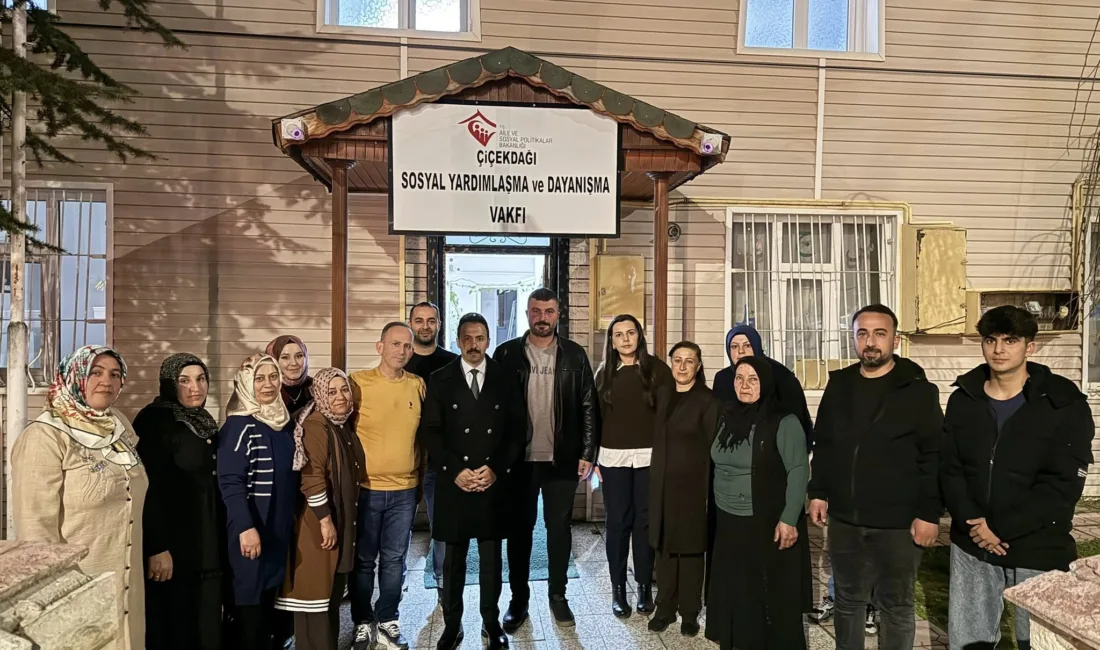 Çiçekdağı Kaymakamlığı tarafından düzenlenen iftar programında, Kaymakam Durdu Yavuz Öğüt