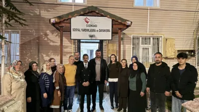 Çiçekdağı Kaymakamlığı tarafından düzenlenen iftar programında, Kaymakam Durdu Yavuz Öğüt