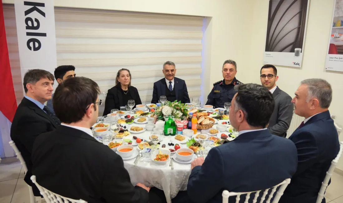 Kale Grubu’nun geleneksel iftar programı Yerköy Kaleseramik Özel Organize Sanayi