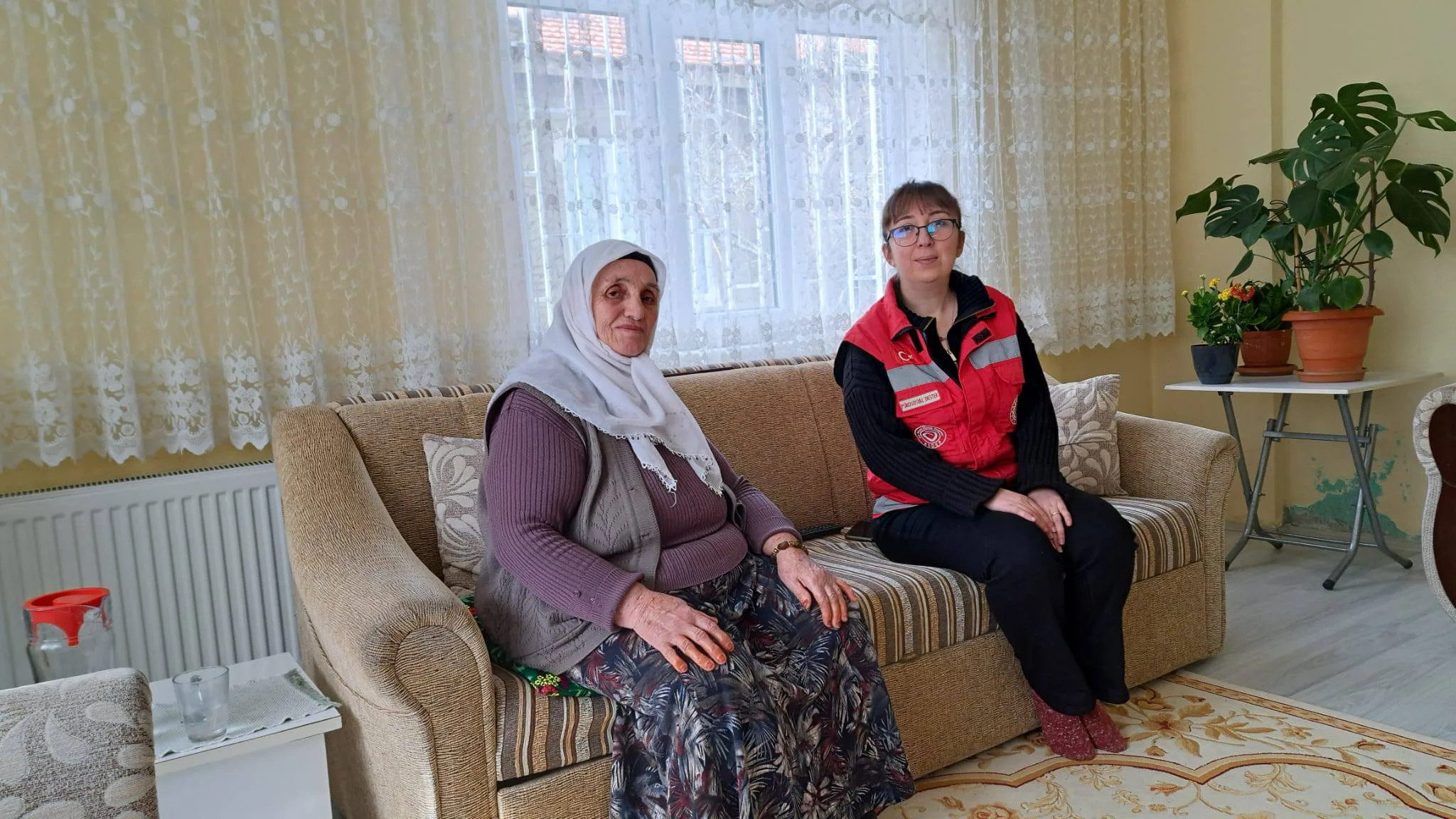 Yerköy Sosyal Hizmet Merkezi Müdürlüğü ekipleri, engelli ve yaşlı hizmetleri