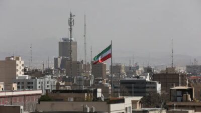 ABD ve İsrail, İran'daki hedeflere yönelik kapsamlı bir askeri operasyon