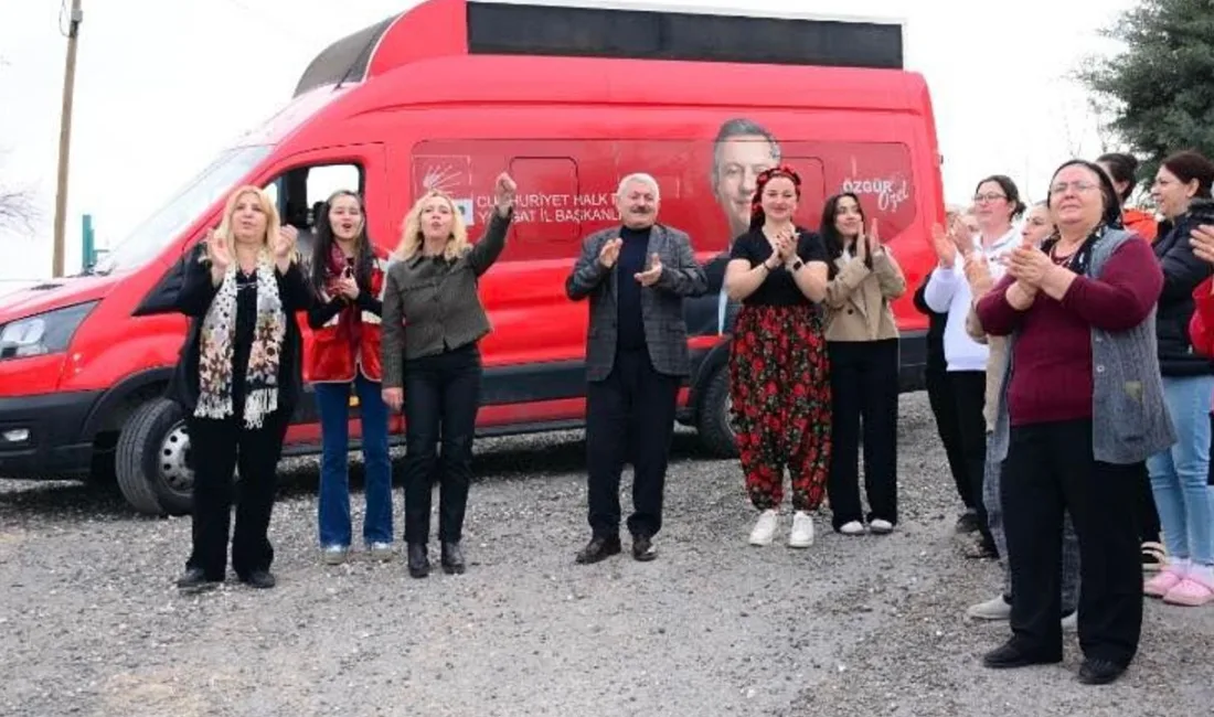 CHP Yozgat Kadın Kolları, Yerköy'ün Elmaacılı köyünde kadınların sorunlarını dinledi.