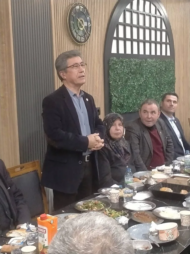 Kanser tedavisinde yenilikçi yöntemler geliştiren Prof. Dr. Taner Demirer, Yerköy'de