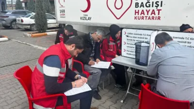 Yerköy Sosyal Hizmet Merkezi Müdürlüğü personeli, Türk Kızılayı'na kan bağışında