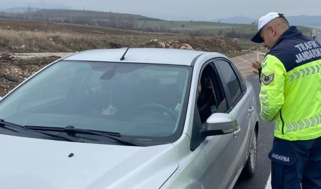 Yozgat İl Jandarma Komutanlığı'nın gerçekleştirdiği trafik denetimlerinde alkollü sürücülerle ilgili