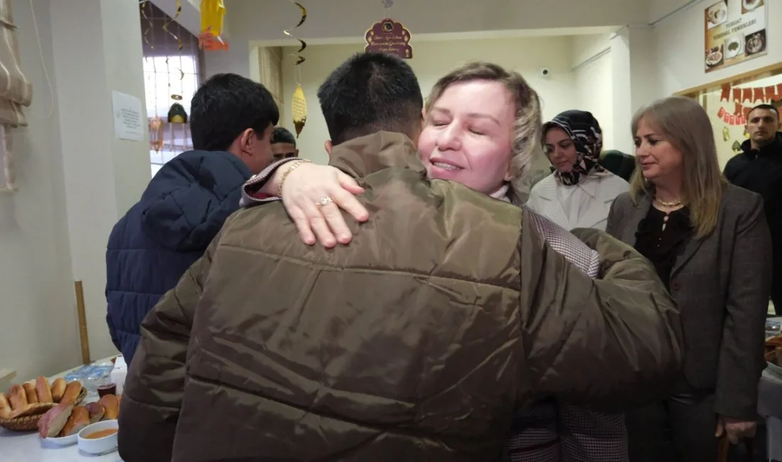 Yozgat Valisi Mehmet Ali Özkan’ın eşi Arzu Özkan koordinesinde, çocuk