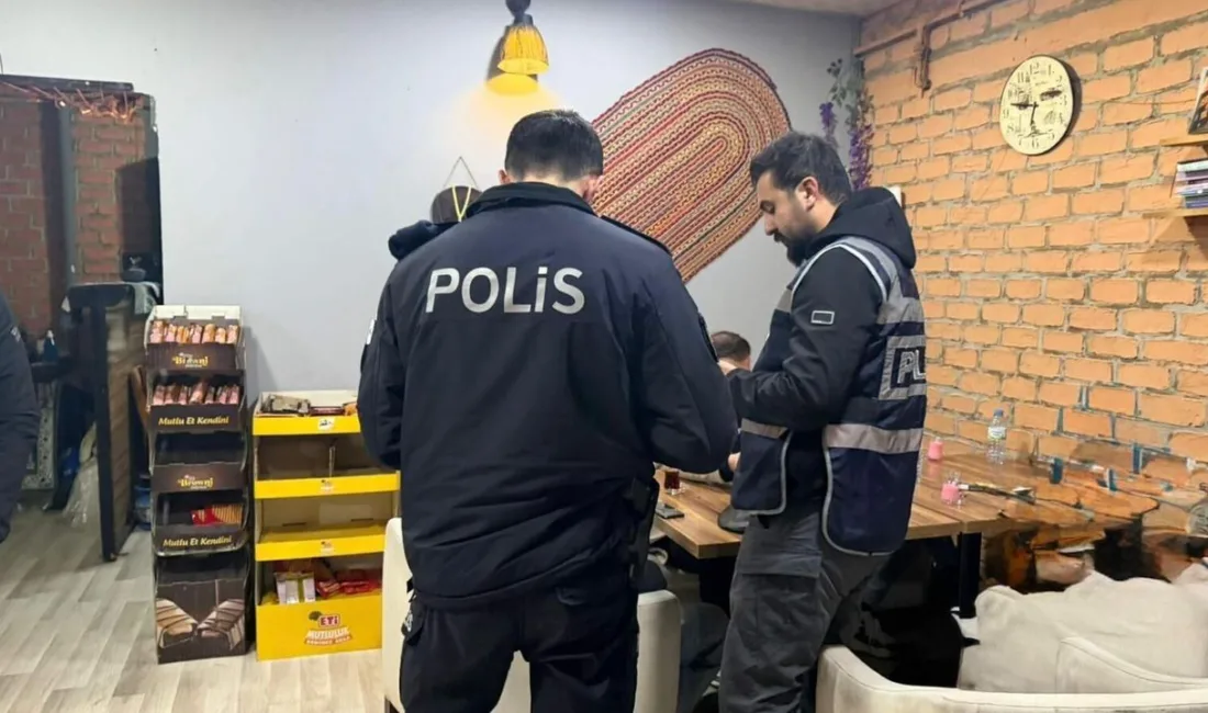 Yozgat'ın dört ilçesinde gerçekleştirilen geniş kapsamlı denetimlerde yüzlerce kişi kontrol