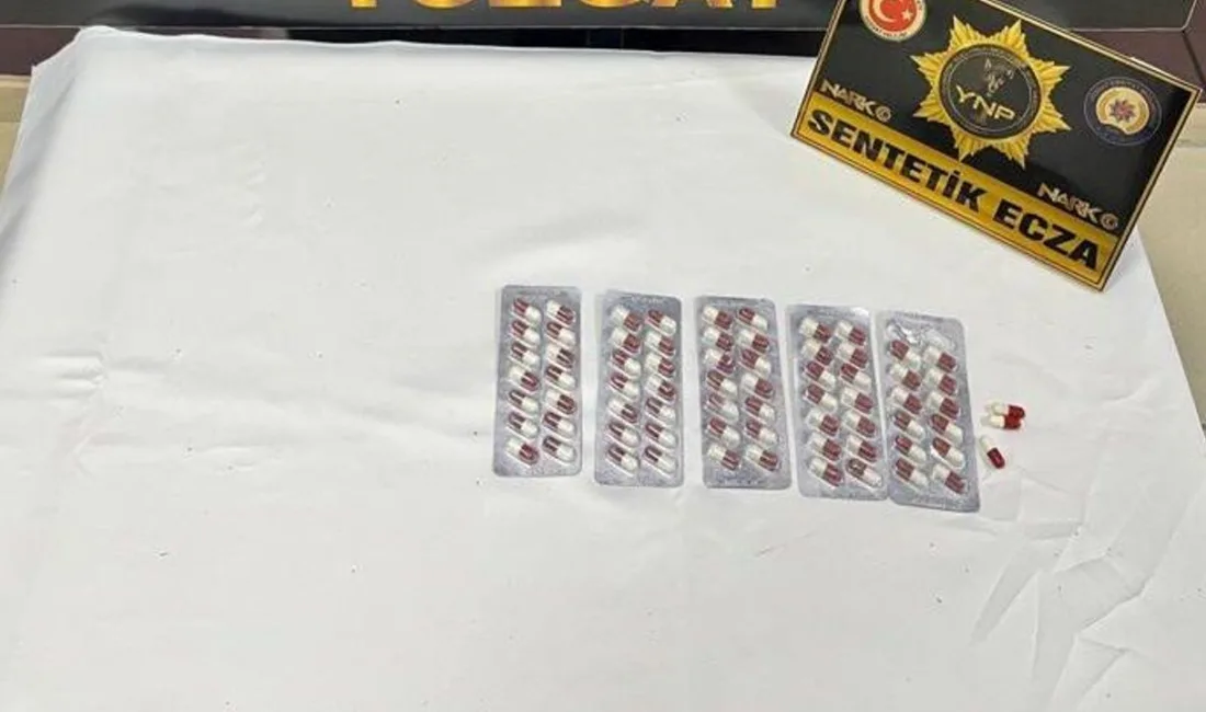 Yozgat'ta gerçekleştirilen narkotik operasyonunda bir şüphelinin aracında ve üzerinde toplam