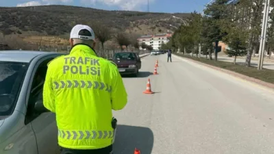 Akdağmadeni İlçe Emniyet Müdürlüğü, Ramazan Bayramı tedbirleri kapsamında denetimlerini sürdürdü.