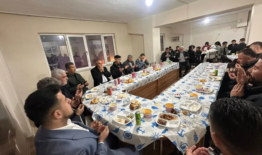 Ülkü Ocakları Boğazlıyan İlçe Teşkilatı, imece usulü iftar programı gerçekleştirdi.