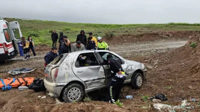 Ankara’dan Yerköy istikametine seyir halindeki otomobil, Molla Osman Türbe mevkiinde