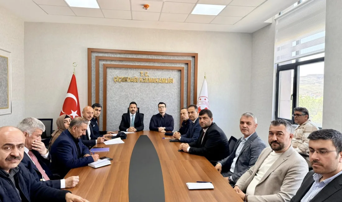 Çiçekdağı’nda düzenlenen toplantıda eğitim süreçleri, okul güvenliği ve kurumlar arası