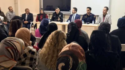 Çiçekdağı Kaymakamı Durdu Yavuz Öğüt, ilgili kurum amirleriyle birlikte Şehit