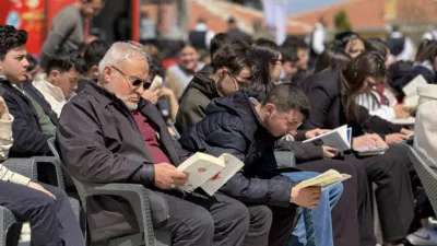 Çiçekdağı Kaymakamı Durdu Yavuz Öğüt, 62. Kütüphane Haftası kapsamında düzenlenen