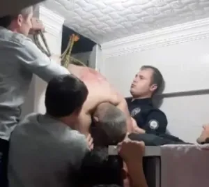 Yerköy ilçesinde yaşanan olay, hem güldürdü hem düşündürdü. Boşanma aşamasında