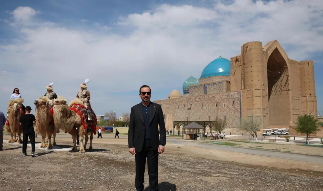 AK Parti Genel Başkan Yardımcısı Kürşad Zorlu, Hoca Ahmet Yesevi’nin