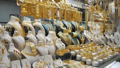 Küresel piyasalarda altının ons fiyatı 4 bin 808 dolardan işlem