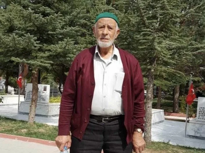 Çocuk Esirgeme Kurumu Sevgi Evleri'nden emekli Ömer Taşdemir'in cenazesi Pazar