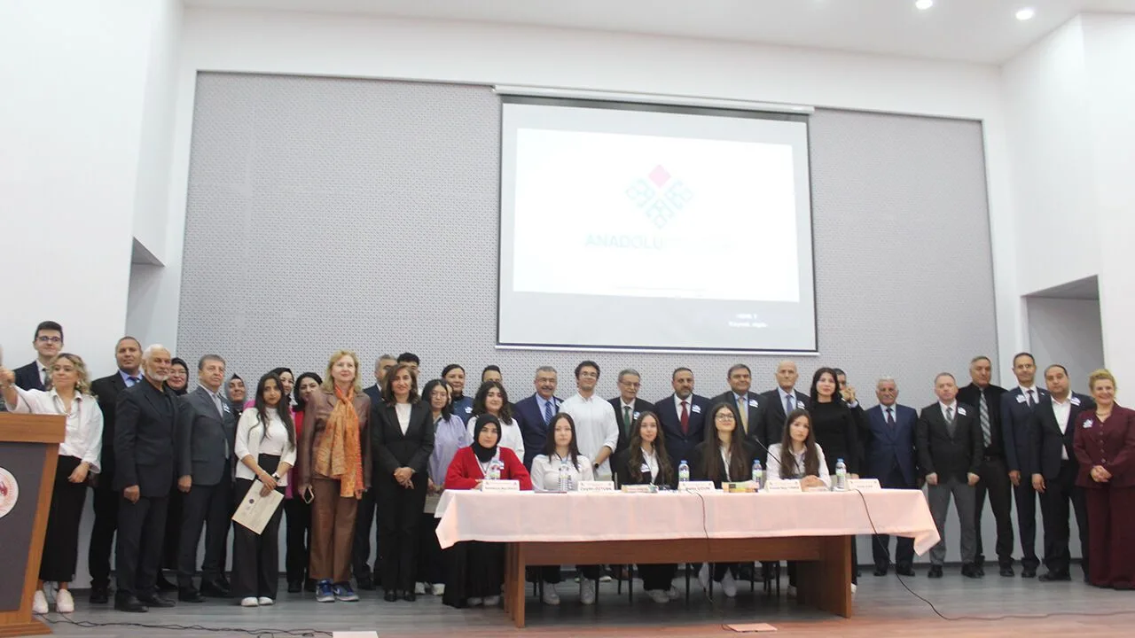 Yozgat'ın Yerköy ilçesi ve Kırşehir'in Çiçekdağı'nda düzenlenen Anadolu İrfanı Buluşması,